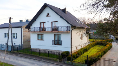 Dom Sprzedaż Zalesiaki