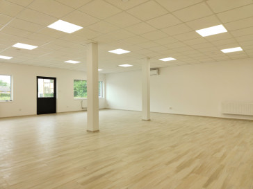 Lokal Wynajem Poniatów