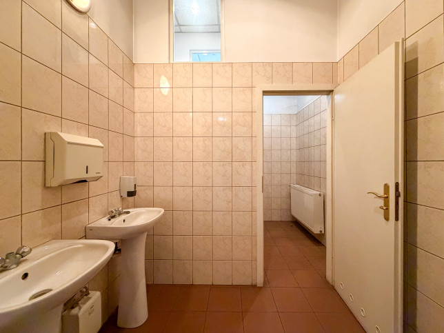 Lokal Sprzedaż Piotrków Trybunalski 19